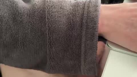 Snapshot of studentcurious chatting on October 20, 2025, 1:33 pm CuriousStudentBi online show from October 20, 2025, 1:33 pm