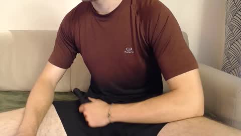 Snapshot of studfromparis chatting on April 30, 2026, 5:30 pm Stud From Paris online show from April 30, 2026, 5:30 pm
