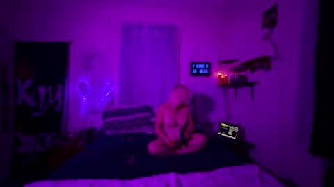 StudHisCougar69 online show from October 26, 2025, 1:28 pm