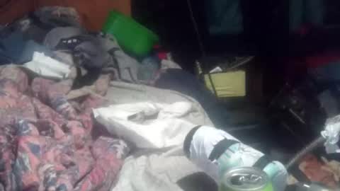 Snapshot of stuffamuffagus69 chatting on December 10, 2024, 6:33 am stuffamuffagus69 online show from December 10, 2024, 6:33 am