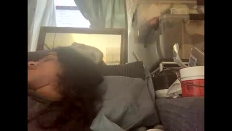 Snapshot of stxllaxcx chatting on January 19, 2025, 6:10 pm stxllaxcx online show from January 19, 2025, 6:10 pm