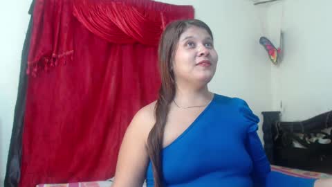 Snapshot of stylevoluptuousvycky chatting on February 16, 2025, 10:54 pm Stylevoluptuousvycky online show from February 16, 2025, 10:54 pm