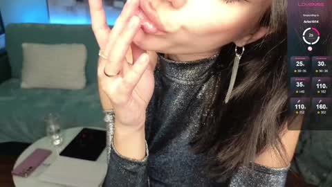 Snapshot of su4e4ka555 chatting on January 26, 2025, 7:09 pm Su4e4ka555 online show from January 26, 2025, 7:09 pm