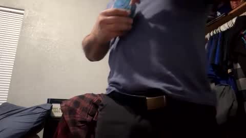 suavecito67 online show from February 12, 2026, 2:17 am