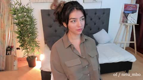 Zoe online show from January 12, 2025, 5:33 pm