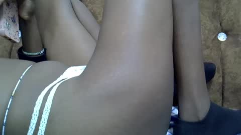 submissive_slut001 online show from January 15, 2025, 5:47 pm