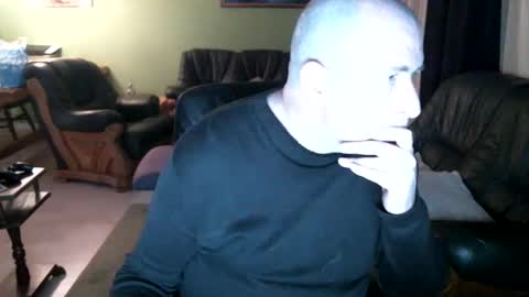 Snapshot of subrender chatting on March 3, 2025, 4:56 pm subrender online show from March 3, 2025, 4:56 pm