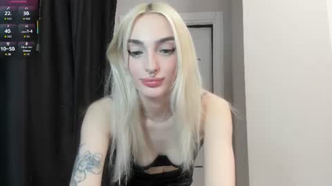 Snapshot of succubantra chatting on July 4, 2026, 2:23 pm Chloe online show from July 4, 2026, 2:23 pm