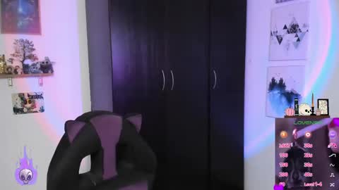 Snapshot of succubus_girl_ chatting on April 29, 2026, 3:05 pm Alexy online show from April 29, 2026, 3:05 pm