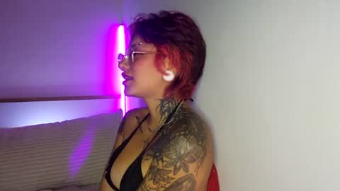 Snapshot of succubus_girl_ chatting on July 3, 2026, 5:25 am Alexy online show from July 3, 2026, 5:25 am