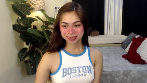 Snapshot of suckablechick chatting on March 6, 2025, 8:30 am Marry online show from March 6, 2025, 8:30 am