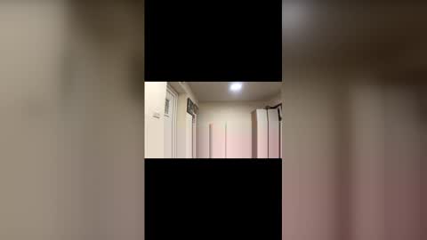 suckcockyh online show from April 7, 2026, 2:01 am