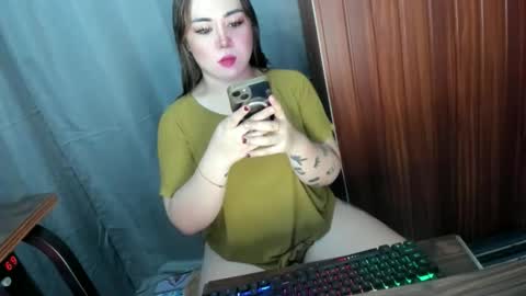 Millany online show from May 25, 2026, 3:45 am