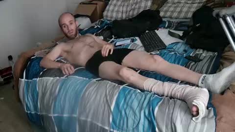 suckmeestoywood online show from February 8, 2025, 10:40 pm