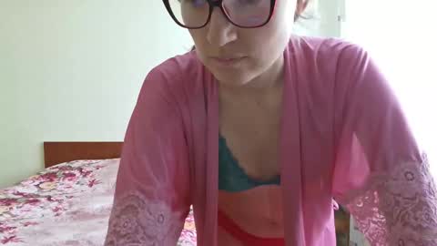 suckmydickifurstreight online show from November 17, 2025, 6:19 am