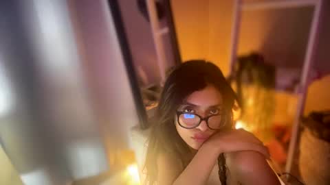 SaraSabeen online show from December 17, 2024, 10:43 pm