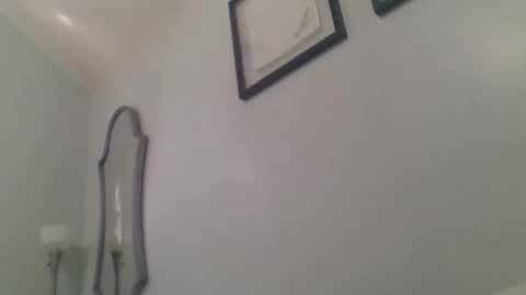 Snapshot of suckurclit40 chatting on January 15, 2026, 2:21 pm suckurclit40 online show from January 15, 2026, 2:21 pm