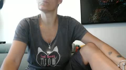 sucrette5629 online show from May 1, 2026, 8:52 am