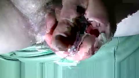 Snapshot of suesser0009 chatting on October 22, 2025, 7:35 pm Martin sweetboy online show from October 22, 2025, 7:35 pm