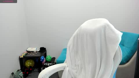 Snapshot of sugar_bunny_girl chatting on October 29, 2025, 12:57 am Ariana online show from October 29, 2025, 12:57 am