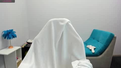 Snapshot of sugar_bunny_girl chatting on November 24, 2025, 2:00 am Ariana online show from November 24, 2025, 2:00 am