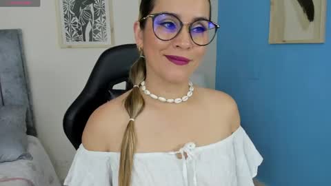 sugar_milff online show from May 29, 2026, 1:09 pm