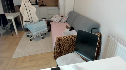 Kinga online show from February 22, 2026, 3:29 am