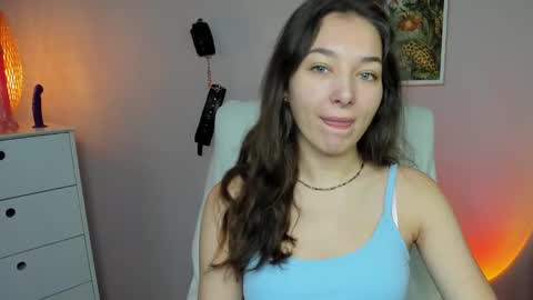 Megan online show from September 17, 2025, 5:53 am