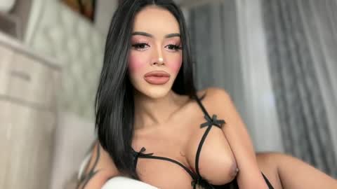 Jess online show from July 5, 2026, 3:13 am