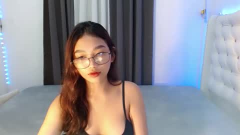 sugarluna69 online show from October 26, 2025, 3:40 pm