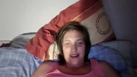 Snapshot of sugarmilf_ chatting on July 9, 2026, 7:40 pm sugarmilf_ online show from July 9, 2026, 7:40 pm