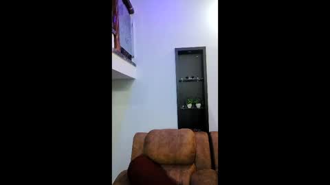 Sugarpapida online show from April 14, 2026, 10:32 am