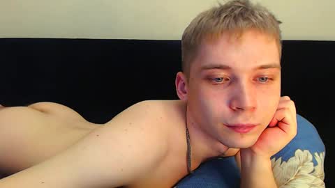 Snapshot of sugarrebit chatting on February 10, 2025, 11:02 pm Sugarbutter  online show from February 10, 2025, 11:02 pm