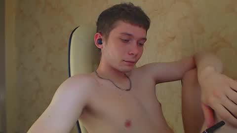 Snapshot of sugarrebit chatting on September 15, 2025, 1:00 pm Sugarbutter  online show from September 15, 2025, 1:00 pm