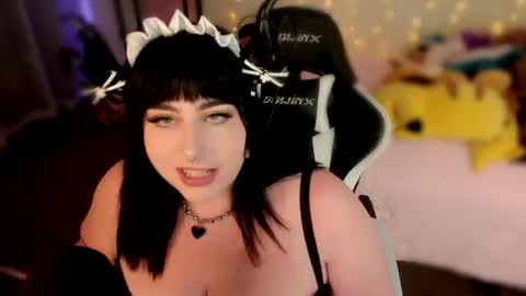 Lucy Love online show from September 12, 2025, 9:15 pm