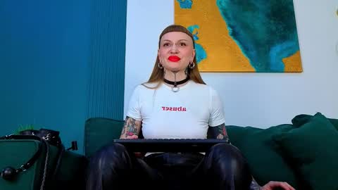 sugarsoot online show from March 15, 2026, 5:35 am