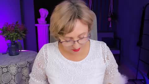 Vivien online show from January 9, 2025, 4:06 pm