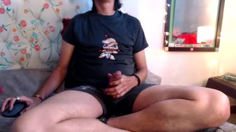 suggabrown_ online show from January 25, 2025, 12:26 pm