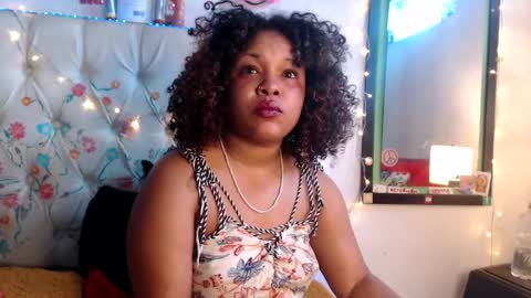 suggabrown_ online show from February 11, 2025, 12:58 pm