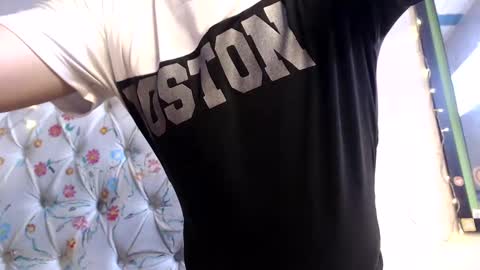 suggabrown_ online show from March 10, 2025, 7:18 pm