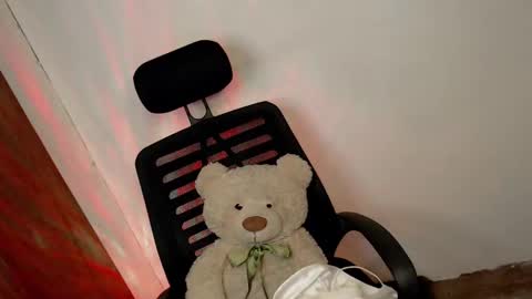 sultry_sirenxx online show from March 8, 2025, 3:56 pm