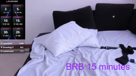 Nicolle  online show from December 12, 2024, 7:04 pm