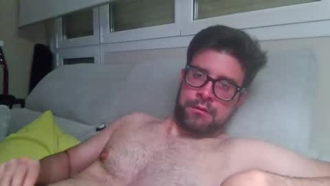 Snapshot of summer_heat chatting on May 3, 2026, 9:32 pm summer_heat online show from May 3, 2026, 9:32 pm