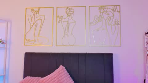 OnlyFans summer holiday online show from October 6, 2025, 5:38 am