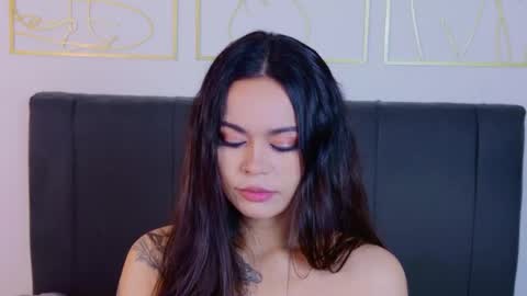 OnlyFans summer holiday online show from April 17, 2026, 6:05 am