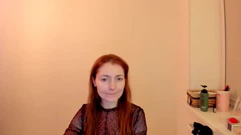 Summer Preston online show from December 1, 2025, 10:37 pm