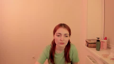 Snapshot of summer_preston chatting on February 19, 2026, 2:07 am Summer Preston online show from February 19, 2026, 2:07 am