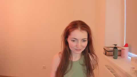 Summer Preston online show from March 15, 2026, 10:43 am