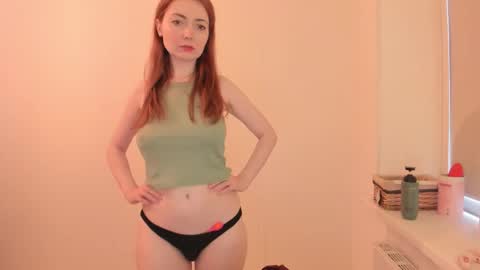 Summer Preston online show from March 26, 2026, 12:44 pm