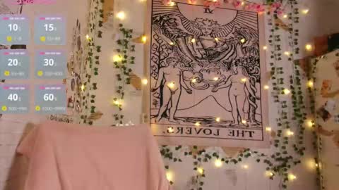 Snapshot of summerhazee chatting on February 16, 2026, 6:15 pm summerhazee online show from February 16, 2026, 6:15 pm